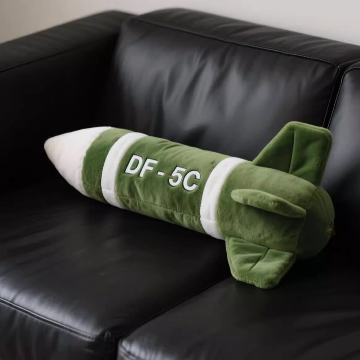 东风5C抱枕覆盖全球长条靠枕安全感拉满导弹玩偶毛绒玩具公仔