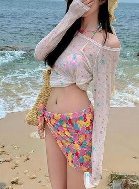 2025新款比基尼泳衣女四件套泡温泉海岛度假性感显瘦高级感泳装女