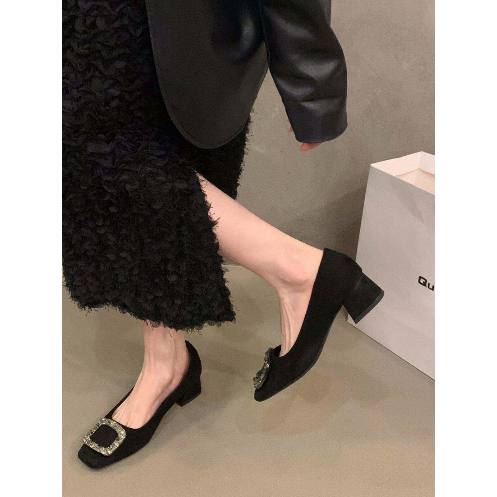 店主自留新款~水钻方头高跟鞋女2025春秋季黑色低跟粗跟法式单鞋