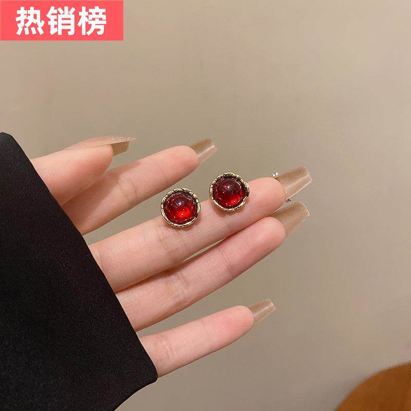 :2024新款个性耳环高级感婚纱喜婆婆气质新娘结婚礼服配饰品酒红
