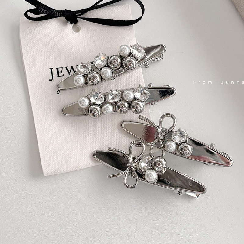 高级感银色金属蝴蝶结水钻珍珠鸭嘴夹精致刘海夹侧边夹时尚发夹发