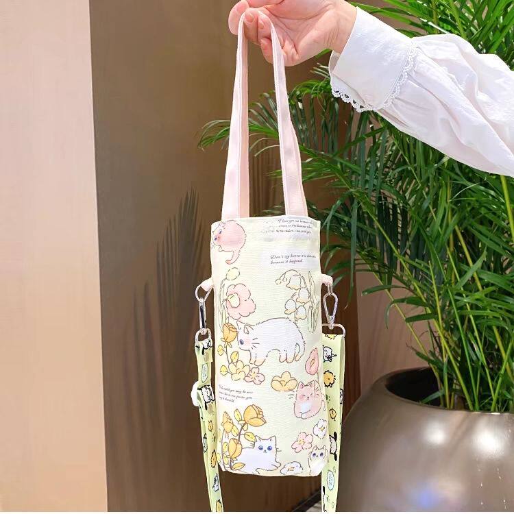 保温杯保护套草莓水杯帆布袋杯套手提便携保温杯帆布可爱袋子背带