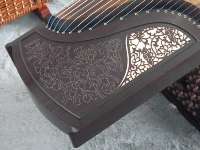 Người mới bắt đầu để bắt đầu kiểm tra hiệu suất chuyên nghiệp Guzheng Guzheng Zhizhisheng nhạc cụ trẻ em dành cho người lớn để cung cấp một bộ đầy đủ các phụ kiện - Nhạc cụ dân tộc đàn cầm cổ