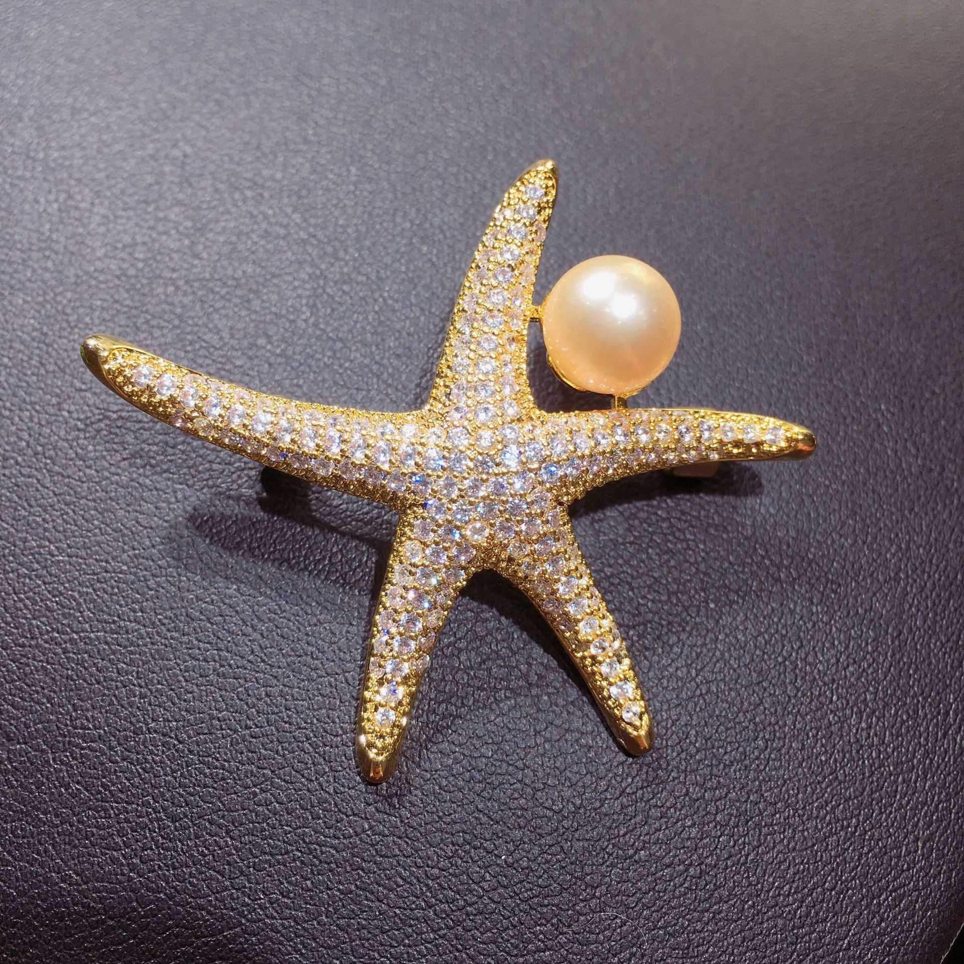 新品天然淡水珍珠胸花微镶海星胸针高档礼物成品直播货源
