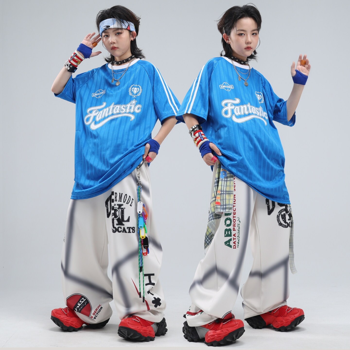 男童嘻哈街舞服红白潮装男孩走秀演出服儿童套装条纹酷帅亮皮字母