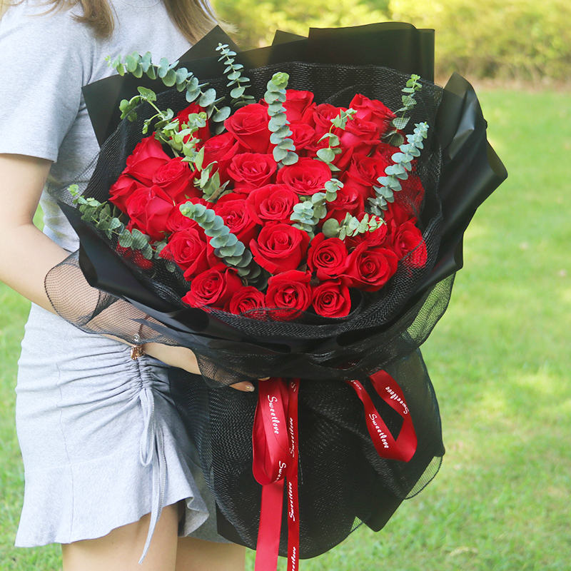 天津红香槟玫瑰花束混搭礼盒鲜花速度同城南开河北河西生日送花店