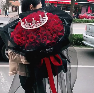 99枝玫瑰花南京鲜花速递南京花店送花送女友生日爱情礼物求婚鲜花