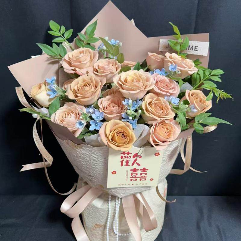 玫瑰情人节母亲节搭鲜花速递