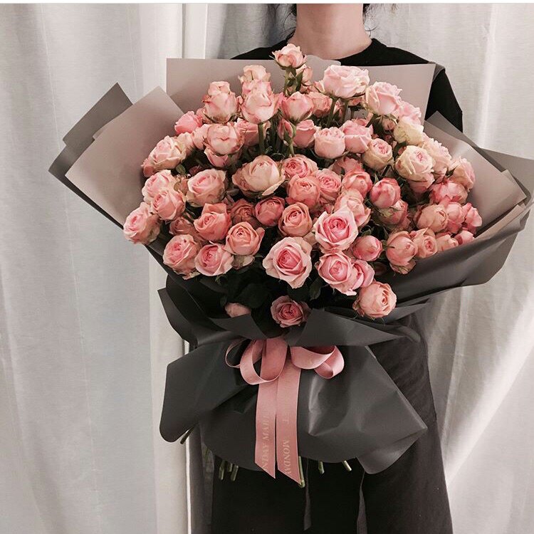 抖音网红多头玫瑰花蔷薇南宁同城鲜花速递生日祝福韩式花束送花礼