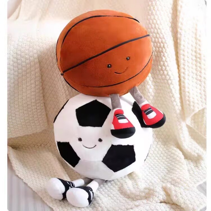外贸新款足球毛绒玩具抱枕创意玩偶摆件公仔节日礼物皮球