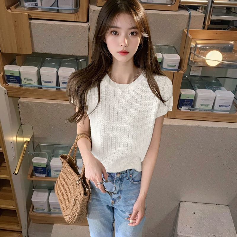 白色冰丝针织衫女短袖夏季新款修身薄款圆领百搭小个子打底衫上衣