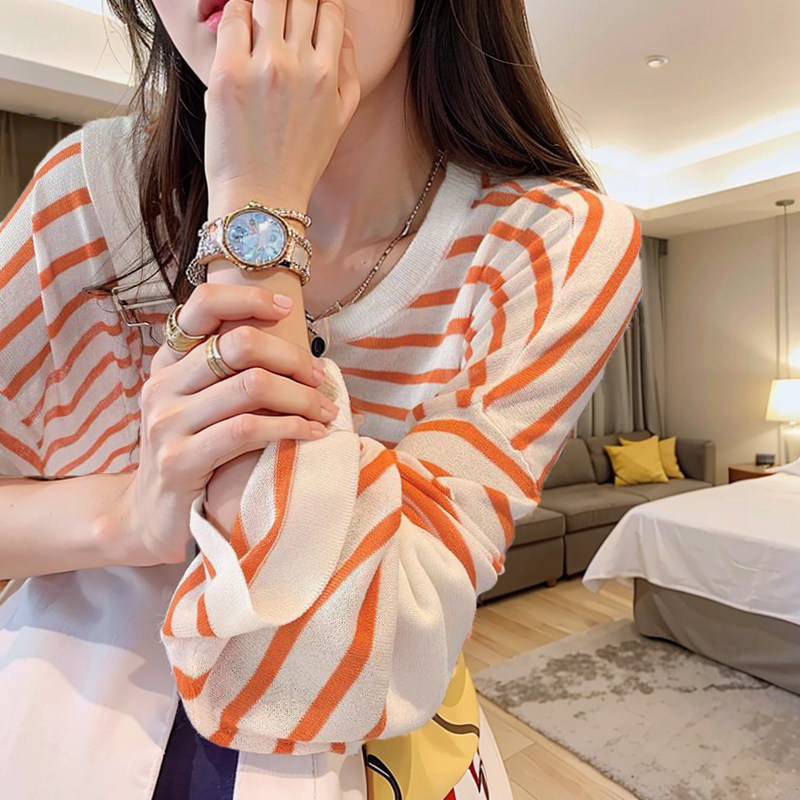 薄款条纹圆领针织衫T恤女新款宽松显瘦内搭外穿长袖防晒罩衫上衣
