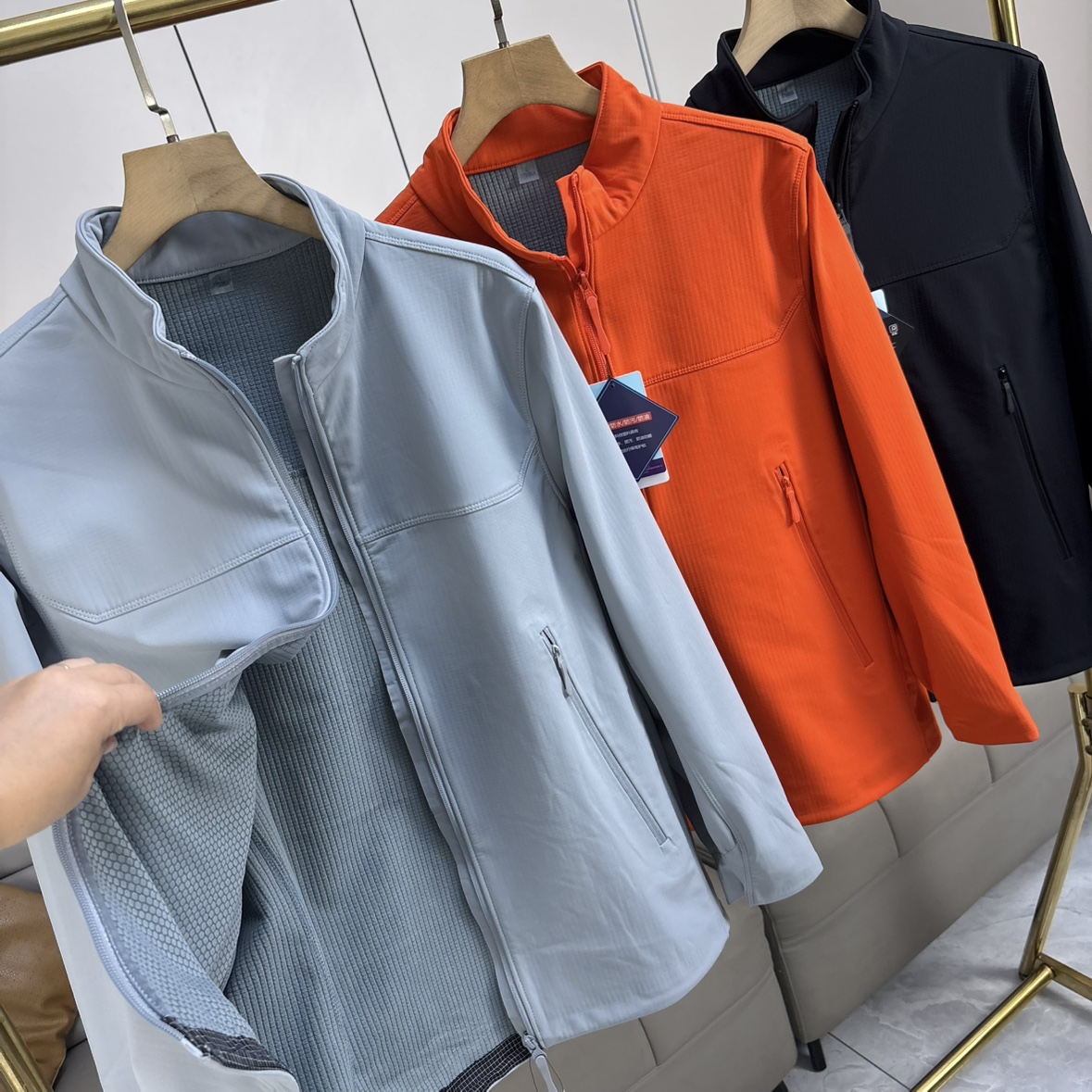 硬核牛货！复合方格暖绒 男装秋季户外防风防水立领软壳夹克外套