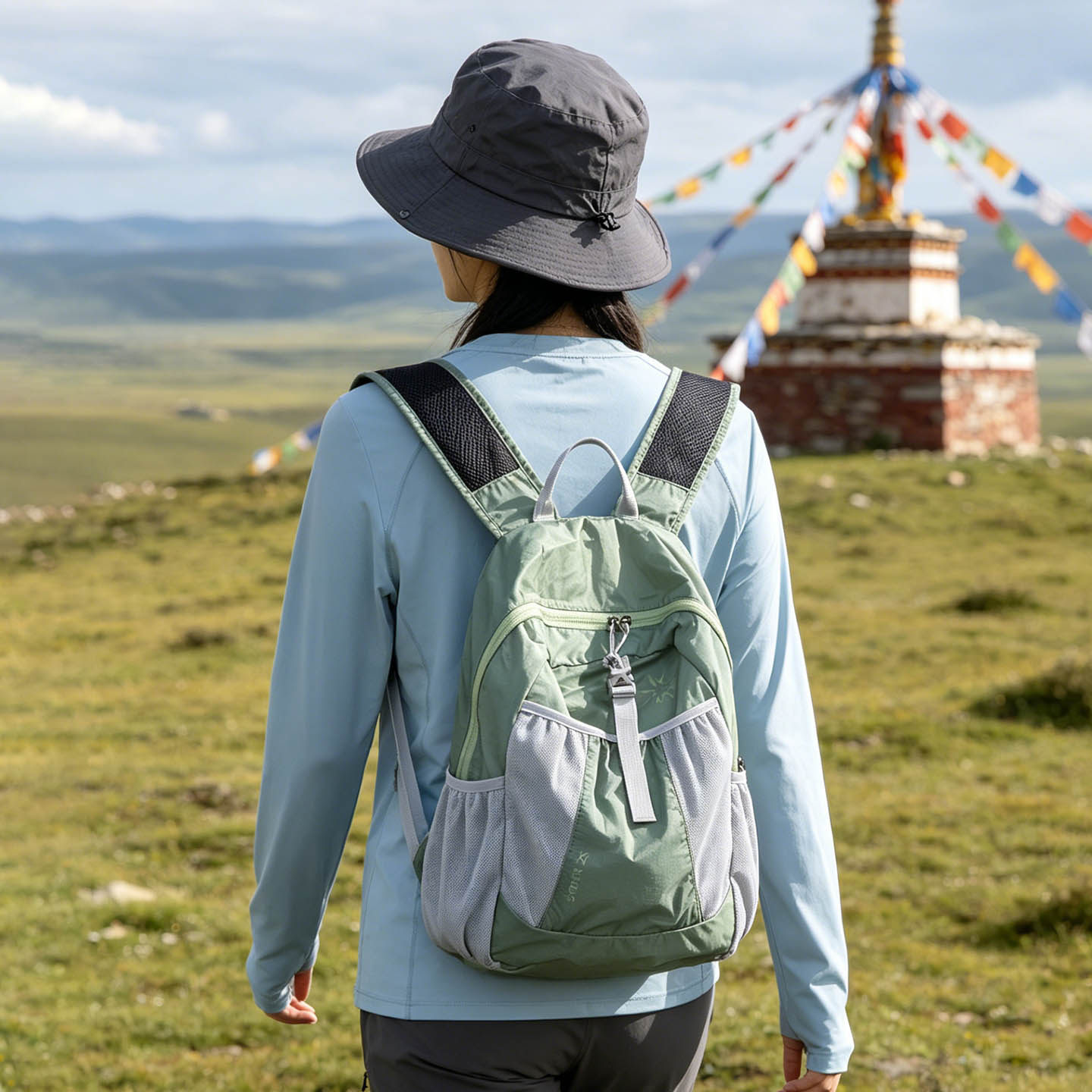 户外超轻旅行包女轻便折叠双肩包2026新款背包便携运动登山旅游包