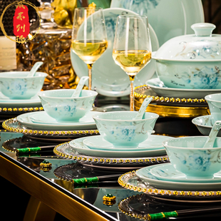 威弗列德新款 家用 青瓷餐具景德镇高白泥原矿釉釉下彩碗盘碗碟套装