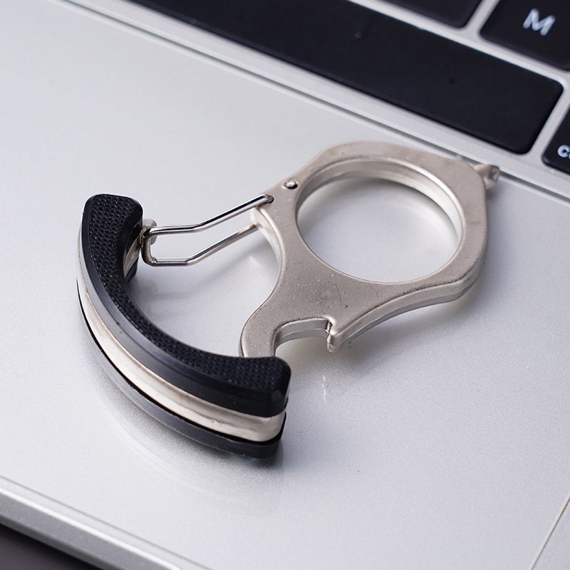 随身防护工具合金钥匙扣