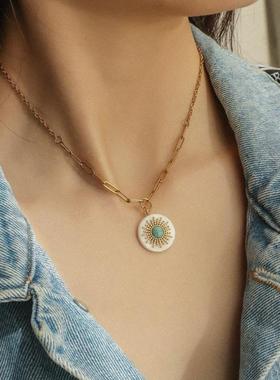 ②F 629 Sun Green one Gold ains eel Necklaces