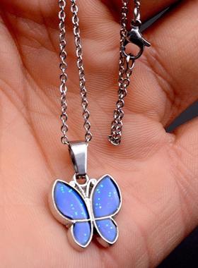 Temperature Control Color Change Butte恒温变色蝴蝶结项链