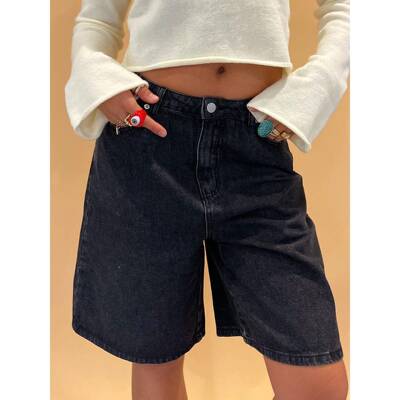 N 82926 Women's Mid-Rise Straight Leg Jeans 女士直筒牛仔裤