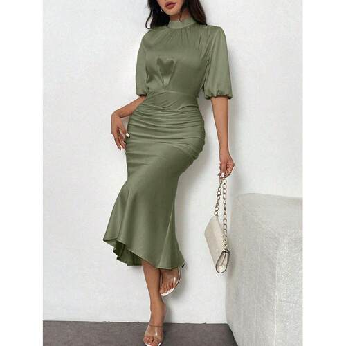 H 84677 Satin pleated midi dress 缎面百褶中长连衣裙