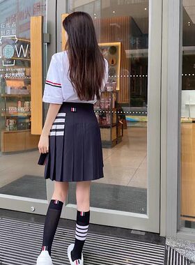 夏季款TB四杠短裙短袖两件套