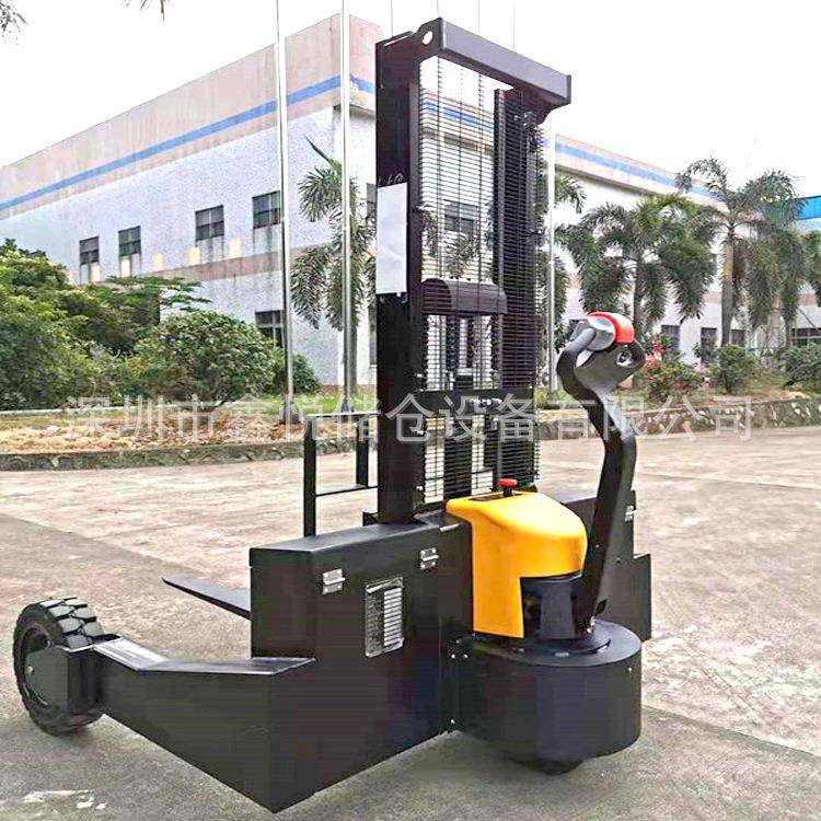 1吨1.5吨山地型全电动越野堆高叉车户外电动越野搬运车山地堆高机