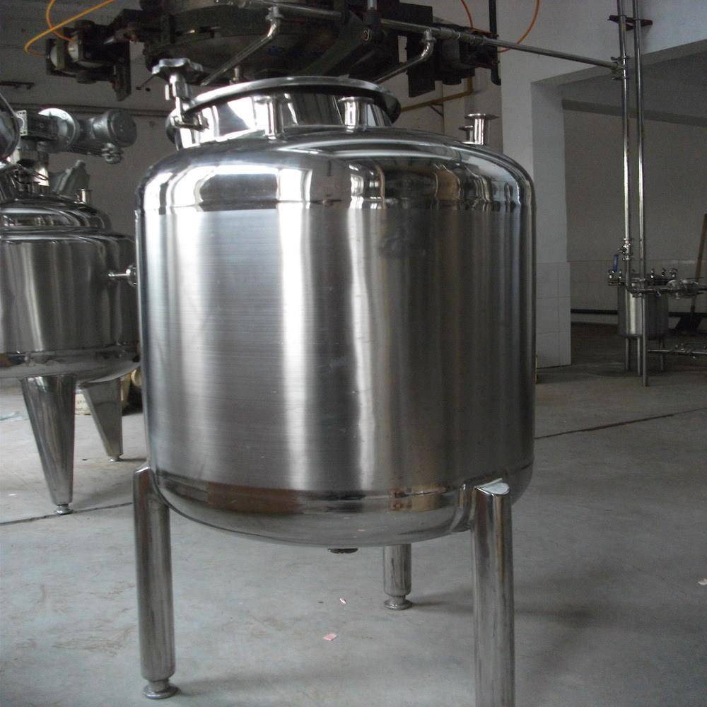 300L食品化工医药厂家加工制作不锈钢储罐立式卫生级保温罐