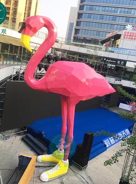 火烈鸟仿真雕塑商业街广场高大动物术艺品网红打卡摆件玻璃钢厂家