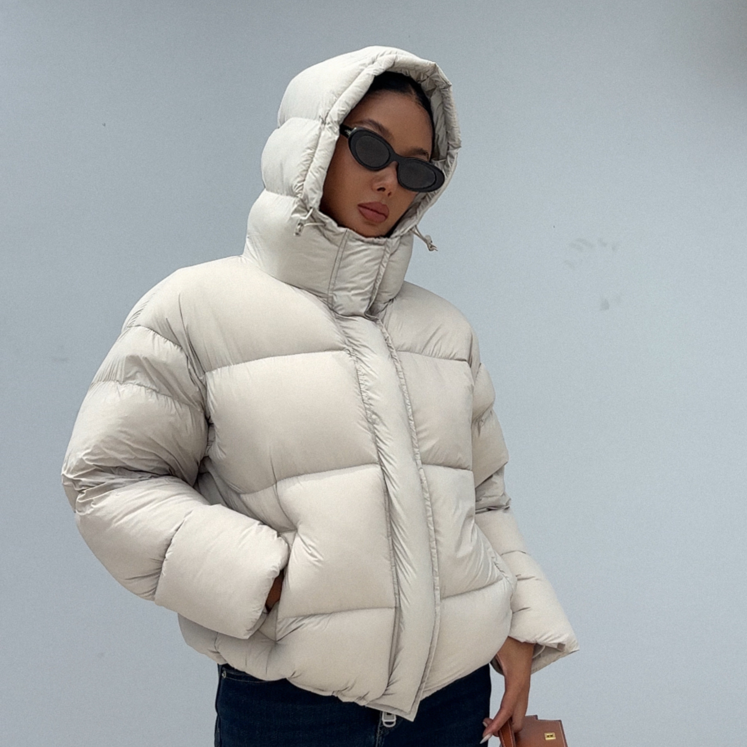 95白鸭绒加厚短款保暖羽绒服女