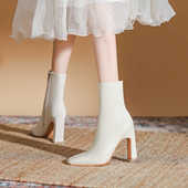 新款 真皮版 高跟短靴女马丁靴2025秋冬季 洋气白色瘦瘦韩系小踝靴