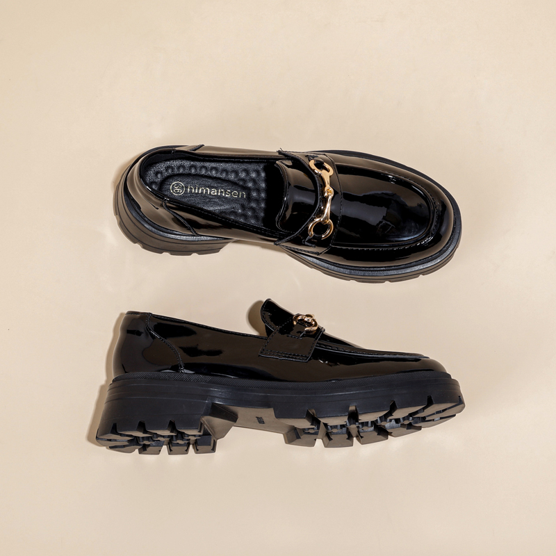 高品质软底软面百搭女鞋热卖万双