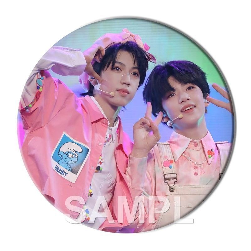 TF家族四代组合周边吧唧博文浚铭