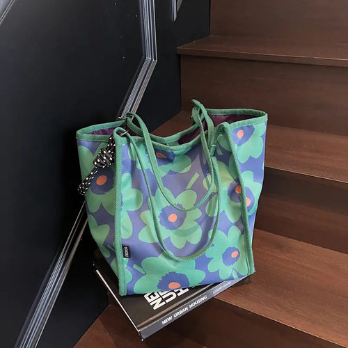 2025新款时尚百搭潮流单肩包