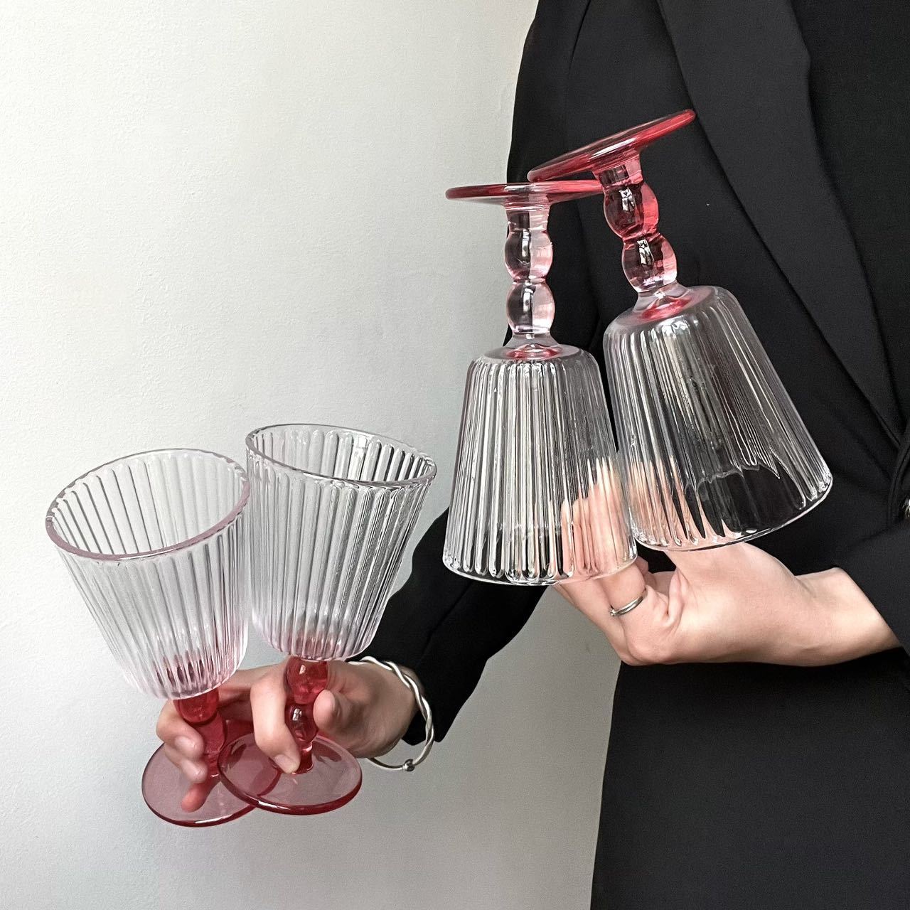 白葡萄酒专用杯高脚杯ins高颜值可爱酒杯香槟高脚杯饮料竖纹果汁