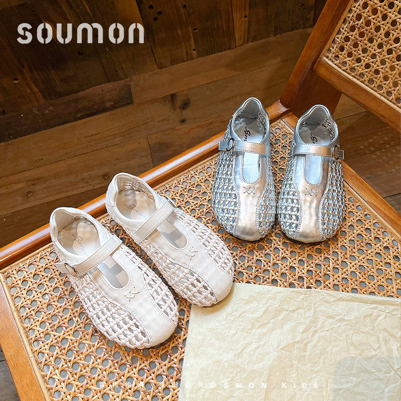 书萌法式镂空编织皮鞋2026春秋新款银色玛丽珍鞋女童平底透气凉鞋