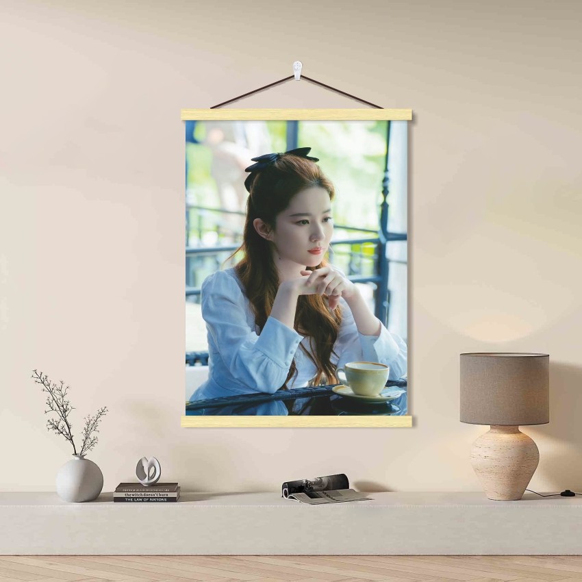 明星写真刘亦菲海报挂画卧室装饰画沙发背景布置宿舍卷轴竖版壁画