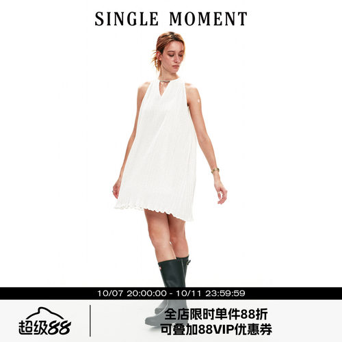 SINGLE MOMENT 26SS夏季法式V领压褶无袖连衣裙宽松休闲A字裙女