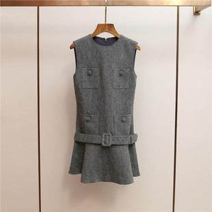 SP家秋冬新款 连衣裙 格雷系减龄风灰色圆领收腰荷叶边腰带背心短款