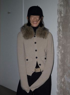 UNITY MODE 韩系复古大毛领开衫女冬季温柔风气质针织外套530060