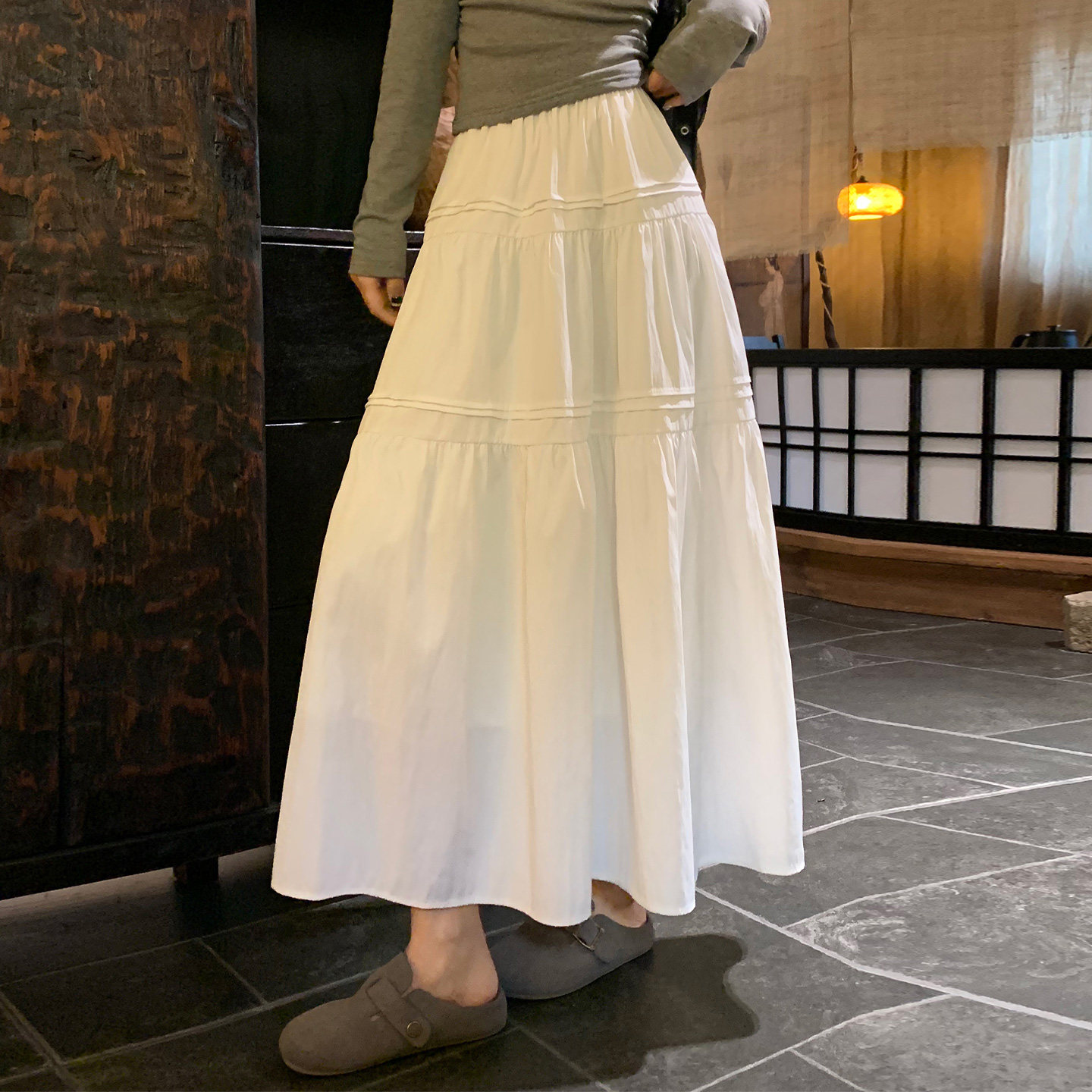 白色高腰半身裙女2026春季新款a字蓬蓬蛋糕裙百搭中长款裙子显瘦
