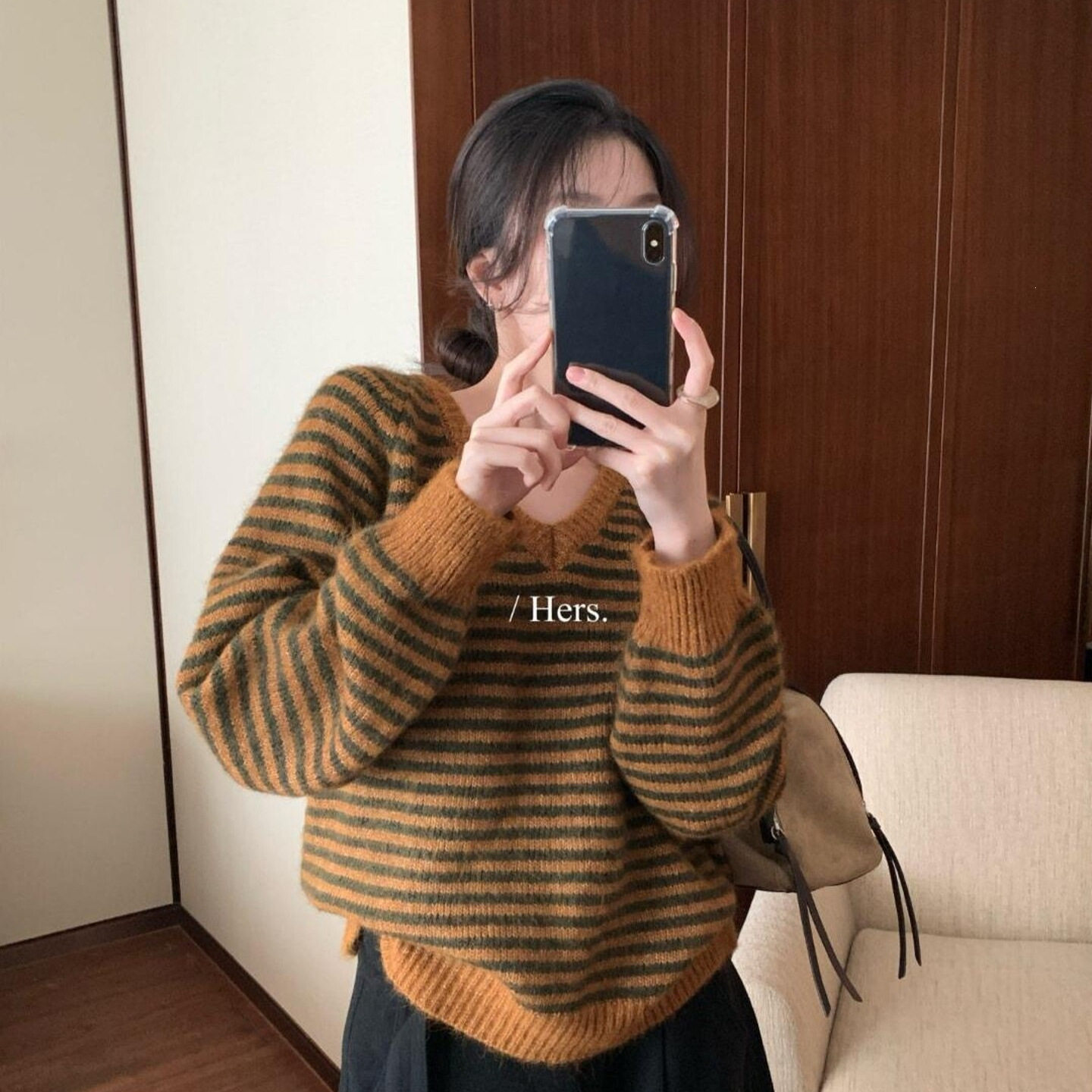 Hers一勺甜秋冬韩版复古风条纹撞色百搭显瘦V领保暖毛衣女装62208