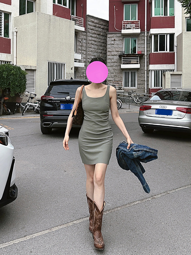 2024 유럽과 미국의 새로운 스타일 복고풍 두꺼운 뒤꿈치 리벳 자수 웨스턴 카우보이 부츠 뾰족한 발가락 높이와 다용도 흰색 중세 부츠
