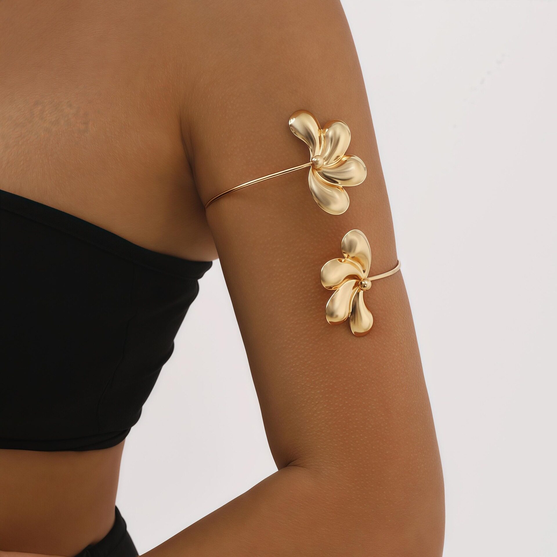 小众太阳手镯臂环沙滩ins民族时尚百搭饰品简约时尚造型气质女