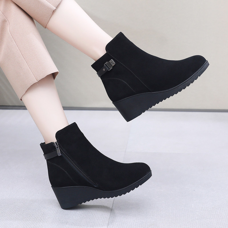 真皮及踝马丁靴春秋坡跟短靴软底防滑雪地靴圆头高跟显瘦时装靴43,女鞋,马丁靴,淘宝优惠券,粉丝福利购,淘宝优惠卷