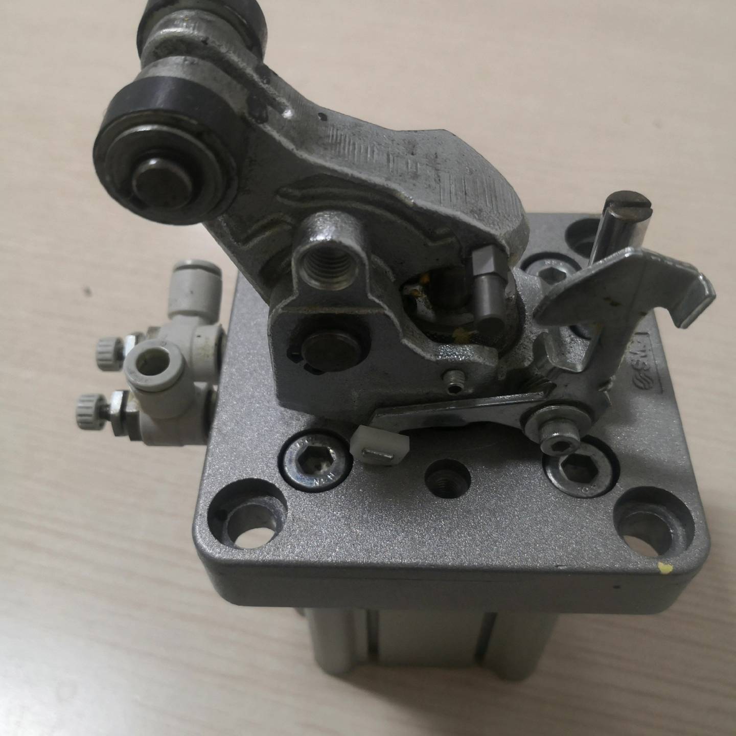 可维修重载止动气缸，RS2H50-30DM-D，C磁议价 - 实物图