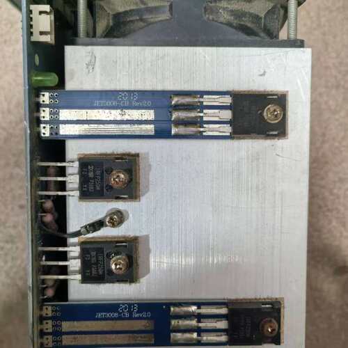 议价IRFP250M板卡，带散热片，型号JET3008-CB可维修