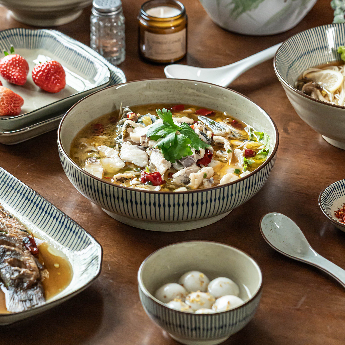 陶瓷餐盘独特漂亮盘子菜盘家用高颜值日式年夜饭团圆饭餐具套件,餐饮具,盘,淘宝优惠券,粉丝福利购,淘宝优惠卷