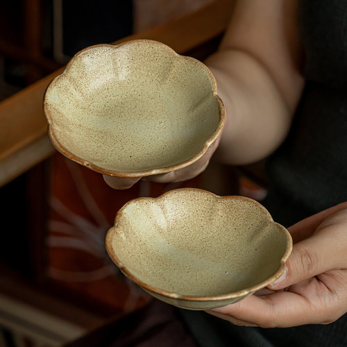 吉田成器陶瓷味碟家用水果碟