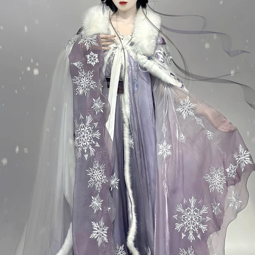 异志阁雪女南北朝改良汉服斗篷