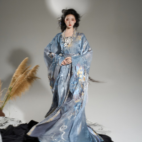 异志阁原创汉服荷花汉元素